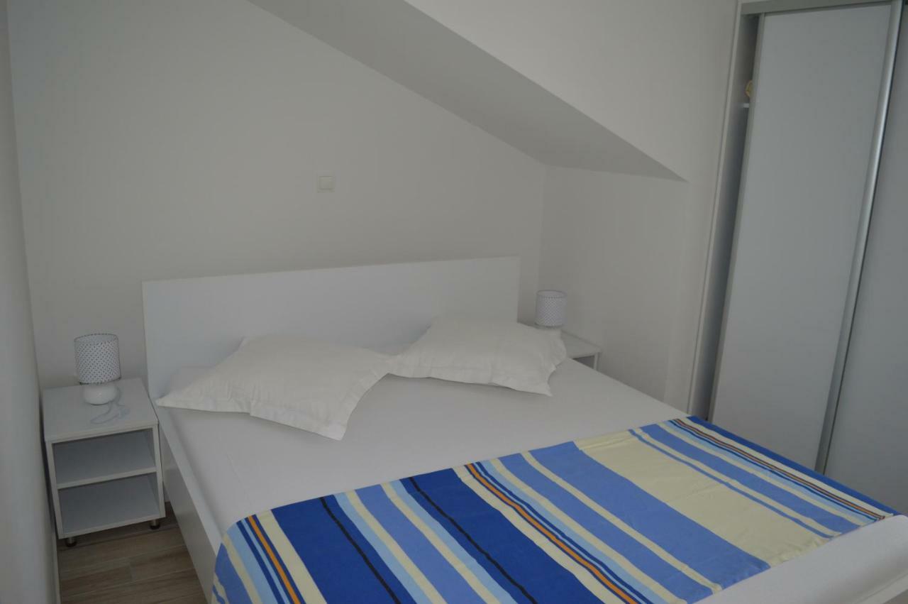 Appartments Dobby Vrh (Krk) Exterior foto